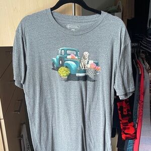 Classic Gray Graphic Tee with Vintage Truck Design